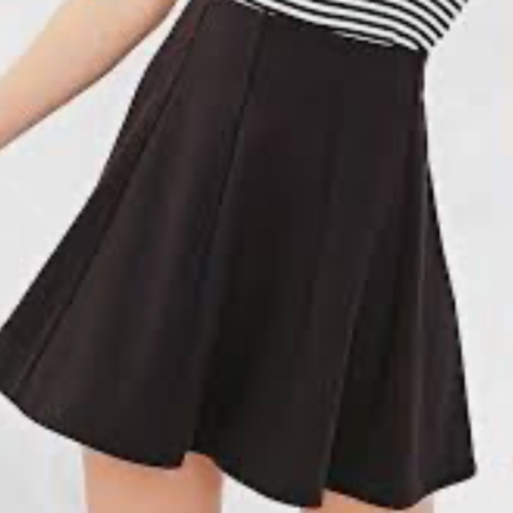 Pleated Mini Skirt by Kimchi Blue | Black | M